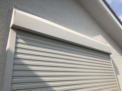 2階ベランダのシャッターボックス